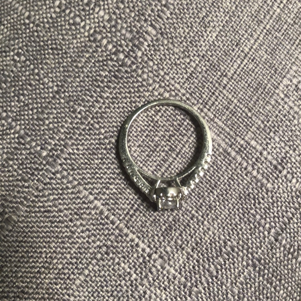 Ring - Picture 2 of 2